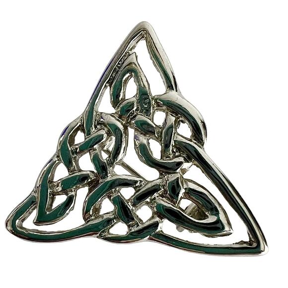 Silver Celtic trinity knot pin brooch - Picture 1 of 5